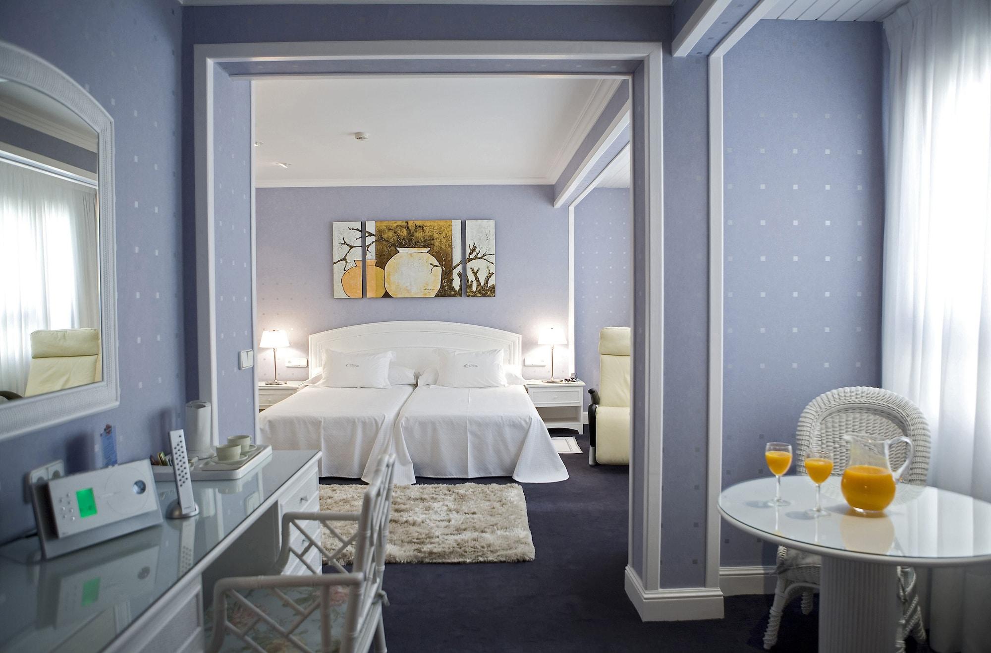 Las Rocas Playa Hotel 카스트로우르디알레스 객실 사진