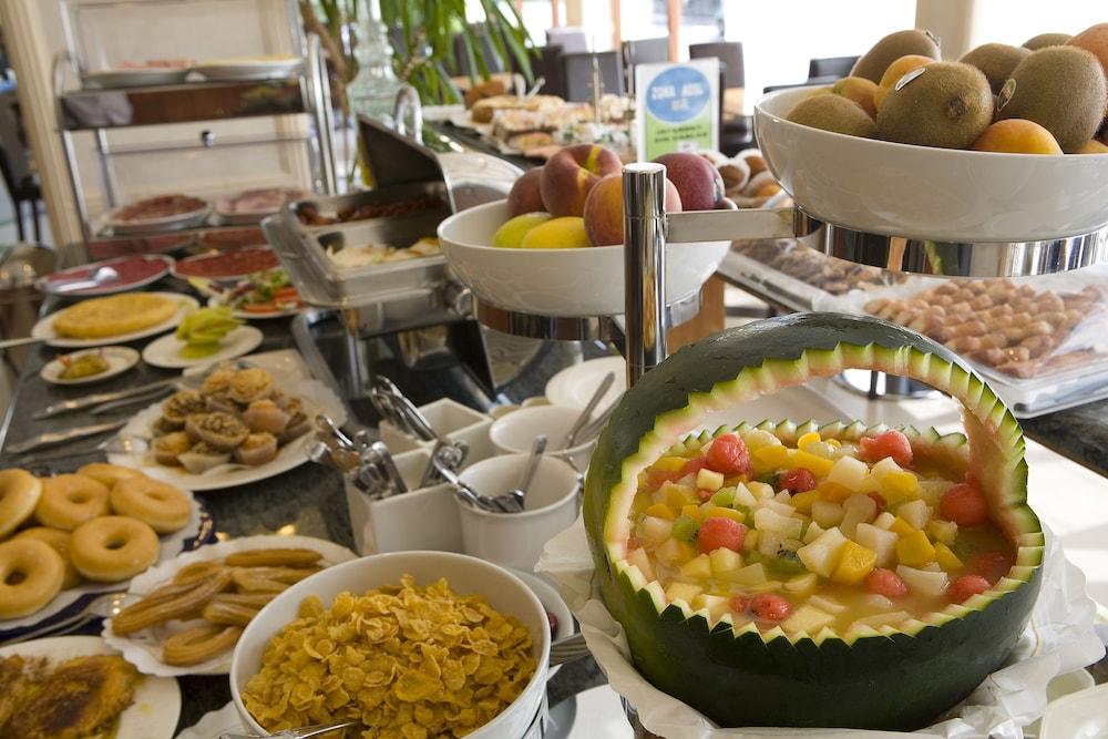 Las Rocas Playa Hotel 카스트로우르디알레스 외부 사진
