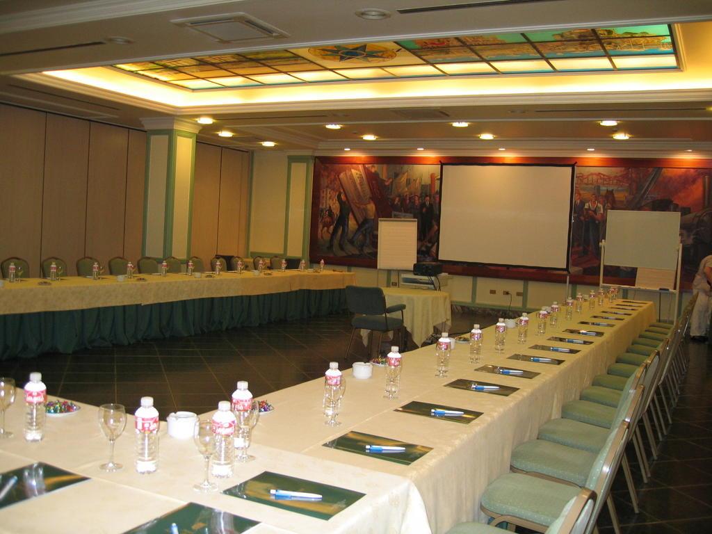 Las Rocas Playa Hotel 카스트로우르디알레스 외부 사진